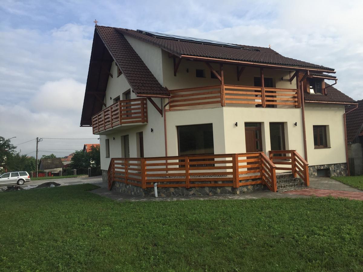 Pensiunea Granada Covasna Exterior photo